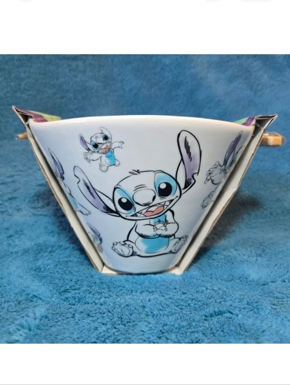 🌺Disney's Stitch 16oz. Sketch-Art Ramen Noodle Bowl with Chopsticks, Tossed